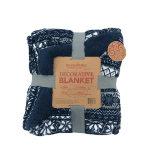 Berkshire Decorative Throw Blanket / Twin / Dark Blue / Fluffy / Snowflake Pattern