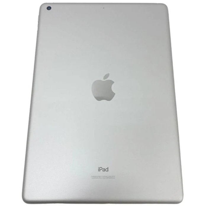 Apple iPad 8th Generation / 32 GB / WIfi / Retina Display / 10.2" Screen / Silver