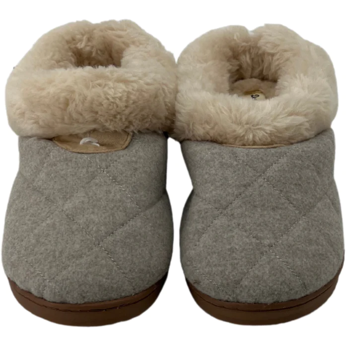 Dearfoams Women’s Slippers / Grey / Various Sizes CanadaWide Liquidations