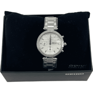 Seiko Women's Wristwatch / Silver with Crystals / Analog Watch / SNDV41P1