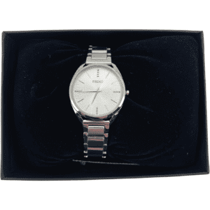 Seiko Women's Wrist Watch / Silver Watch / Analog Watch / SWR031P1