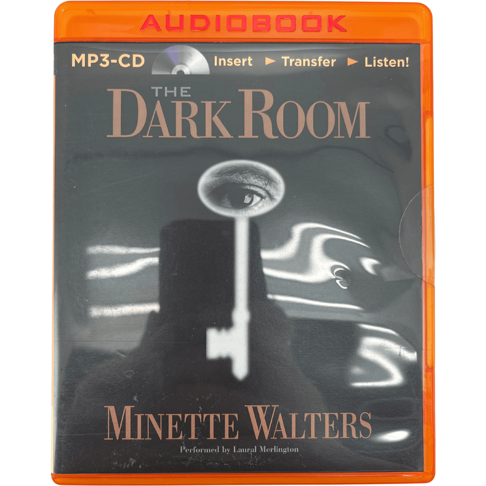 Audio Book "The Dark Room" / Author Minette Walters / MP3