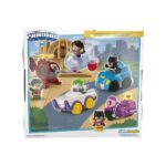 Fisher Price Little People DC Super Friends Vehicle & Figure Gift Set1