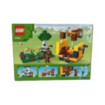 LEGO Minecraft The Bee Cottage Building Set 1