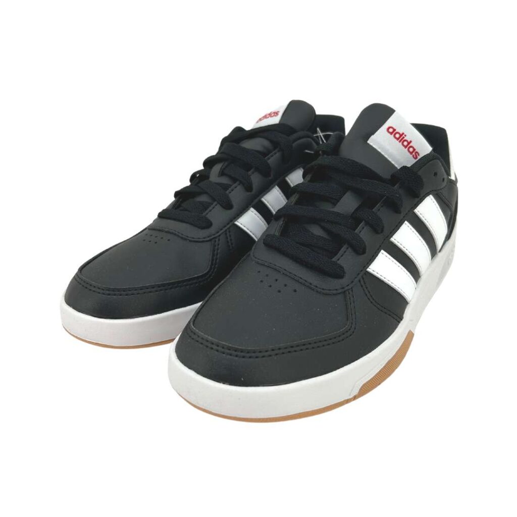 court beat adidas