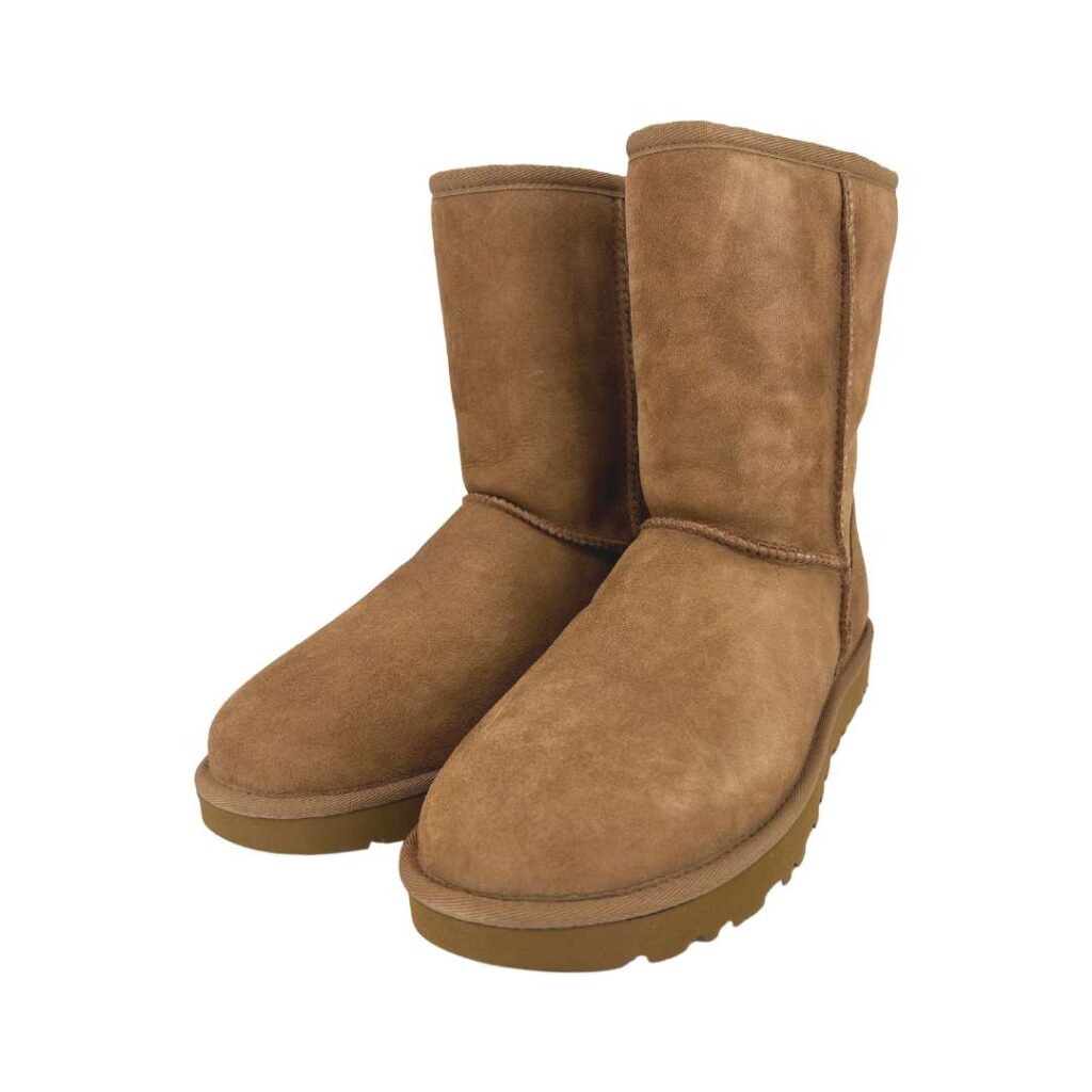 UGG Women’s Brown Classic Short II Boots / Various Sizes CanadaWide