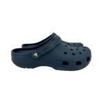 Crocs Unisex Navy Classic Clog Shoe2